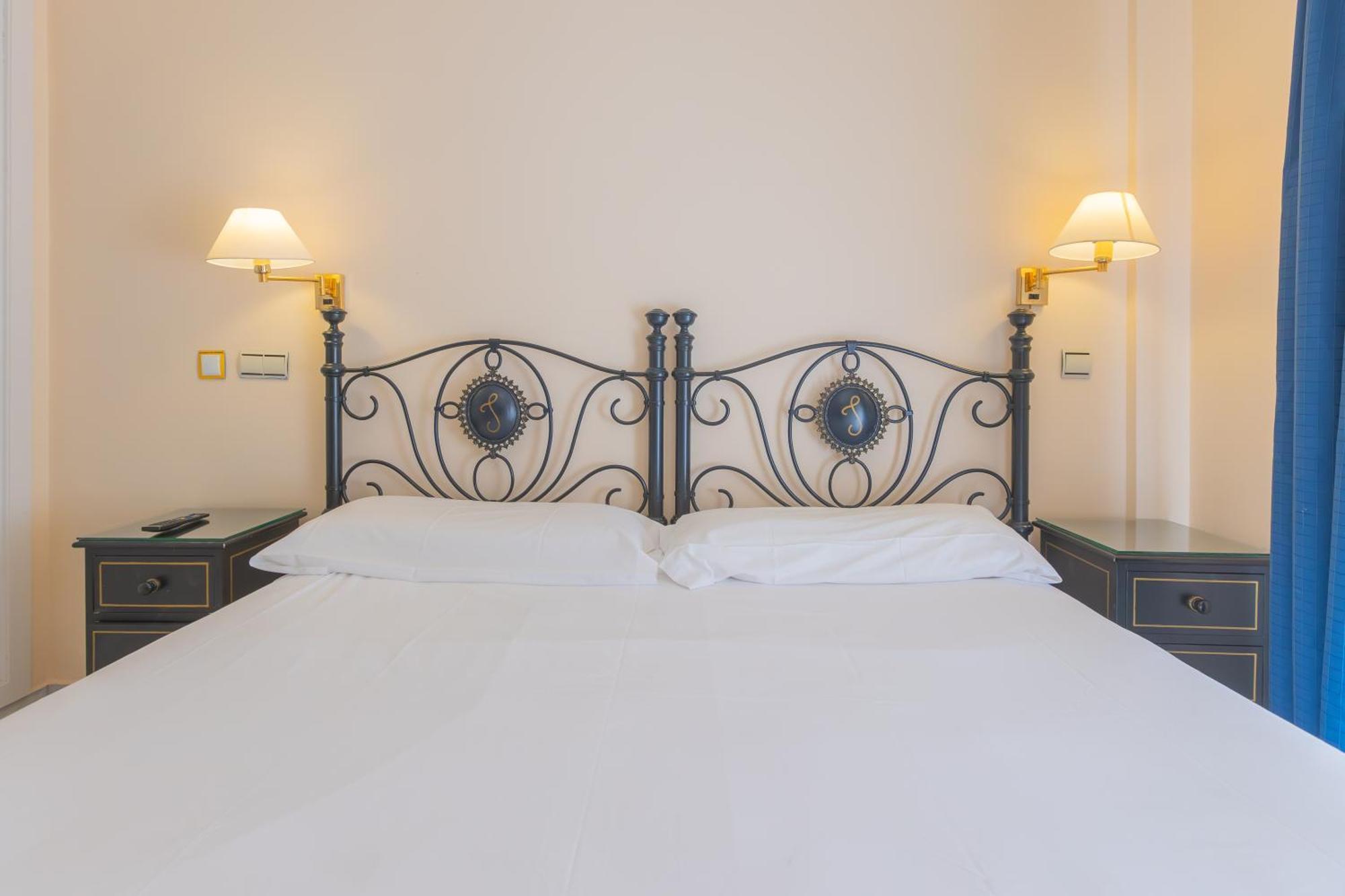 Apartamentos Soho Boutique Vistahermosa إل بويرتو دي سانتا ماريا المظهر الخارجي الصورة